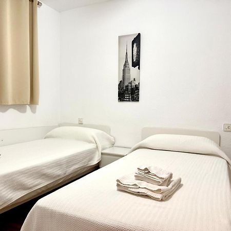 Apartamentos Amatista Salou Kültér fotó